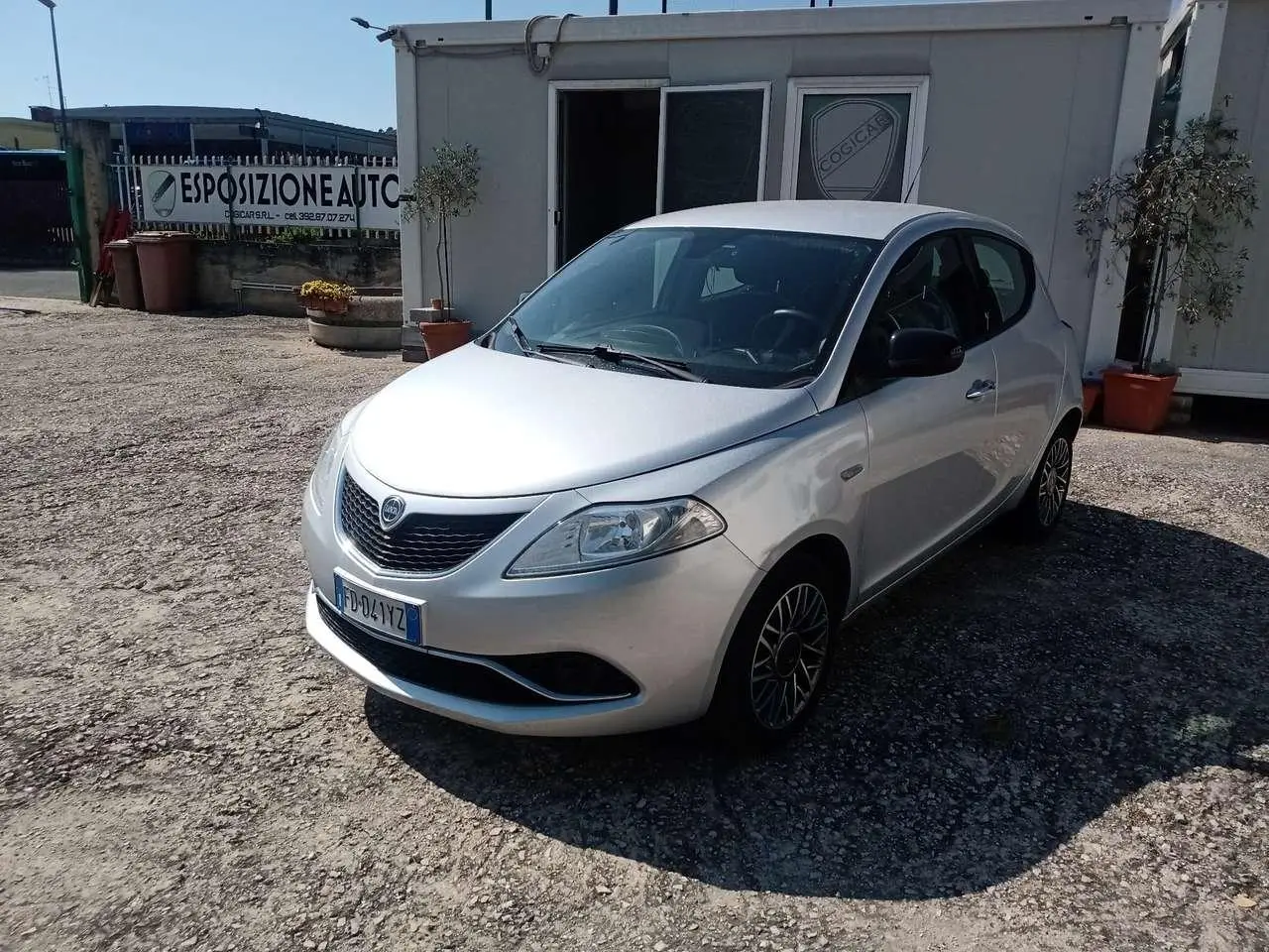 Photo 1 : Lancia Ypsilon 2016 Essence