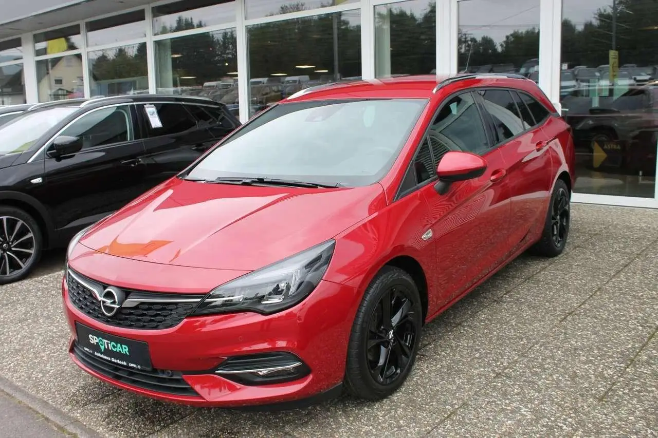 Photo 1 : Opel Astra 2020 Essence