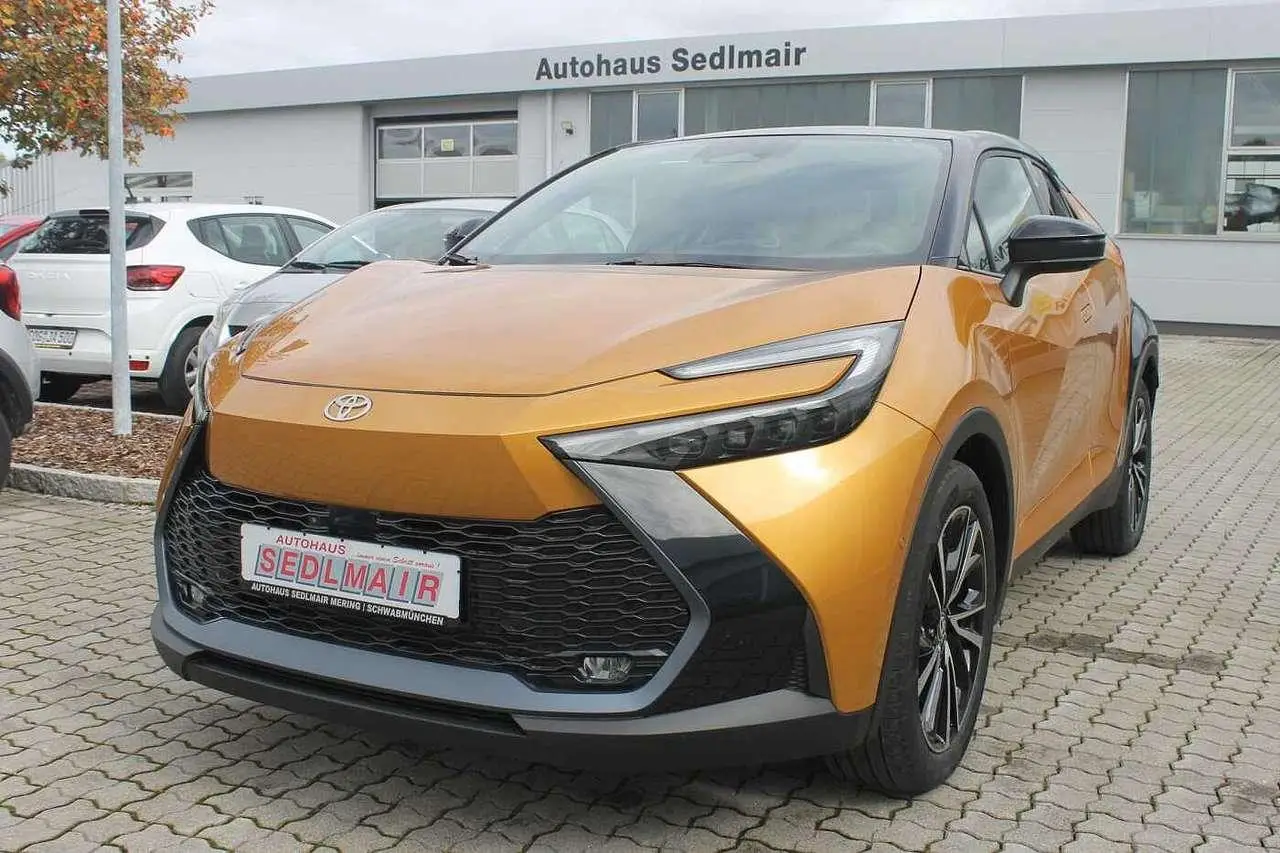 Photo 1 : Toyota C-hr 2024 Essence