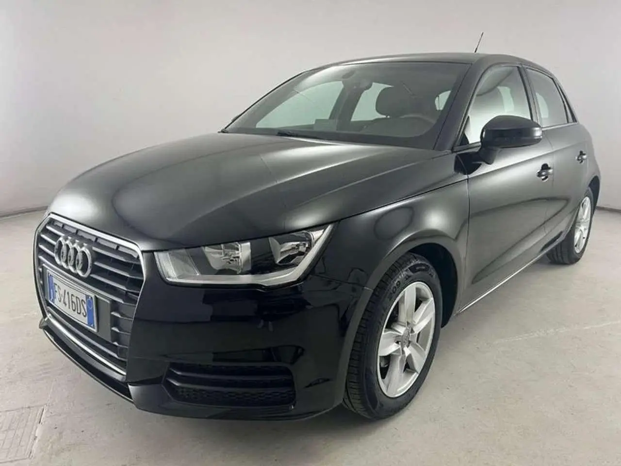 Photo 1 : Audi A1 2018 Petrol