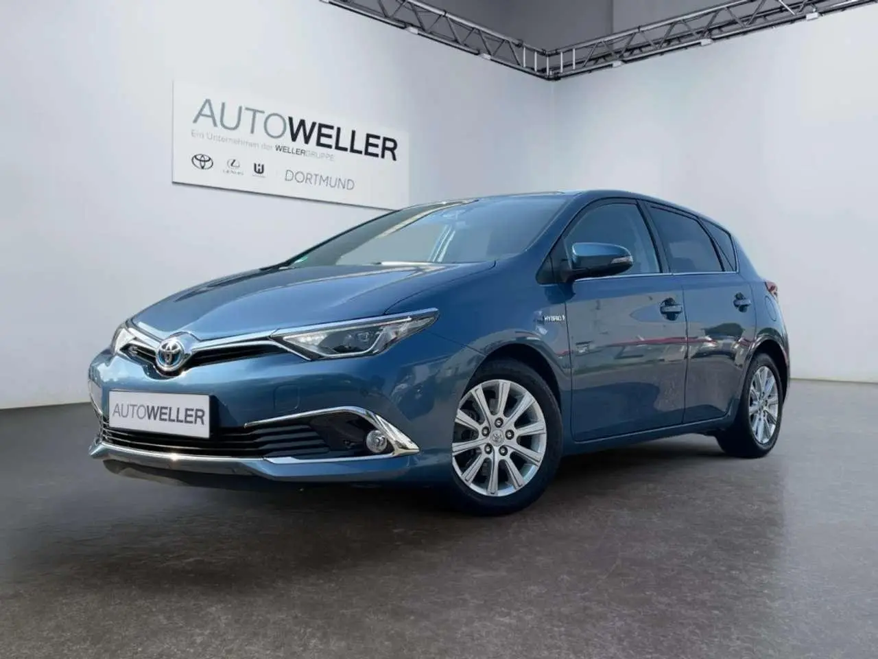 Photo 1 : Toyota Auris 2016 Hybride