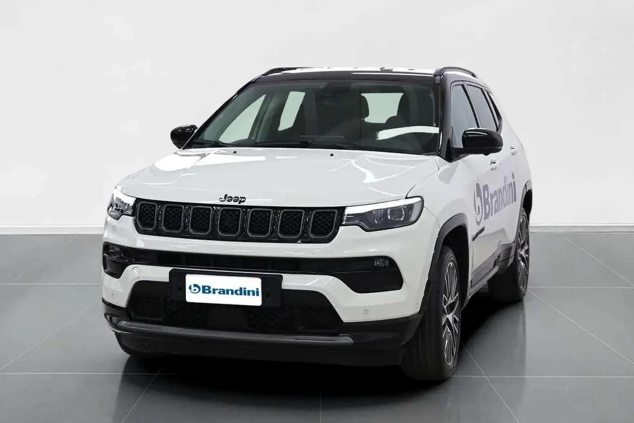 Photo 1 : Jeep Compass 2024 Hybrid