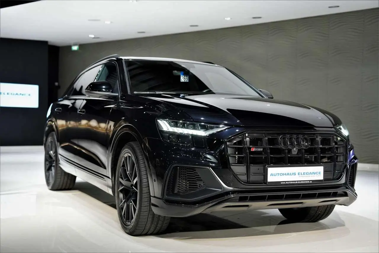 Photo 1 : Audi Q8 2020 Diesel