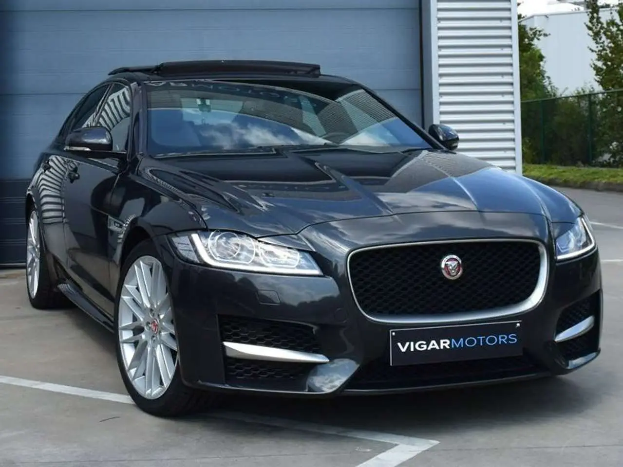 Photo 1 : Jaguar Xf 2017 Diesel