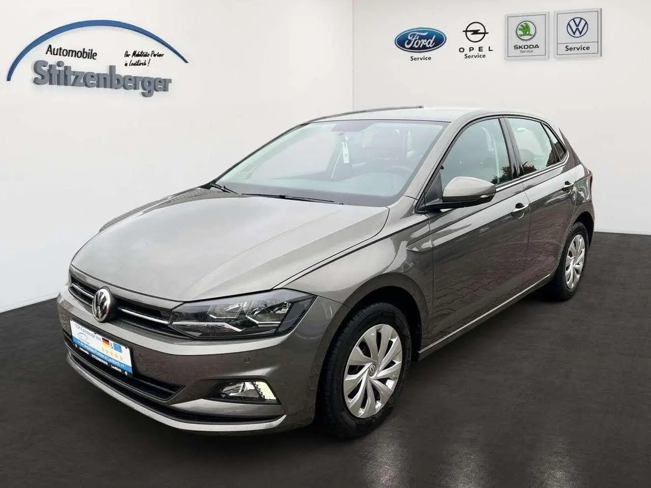 Photo 1 : Volkswagen Polo 2019 Petrol