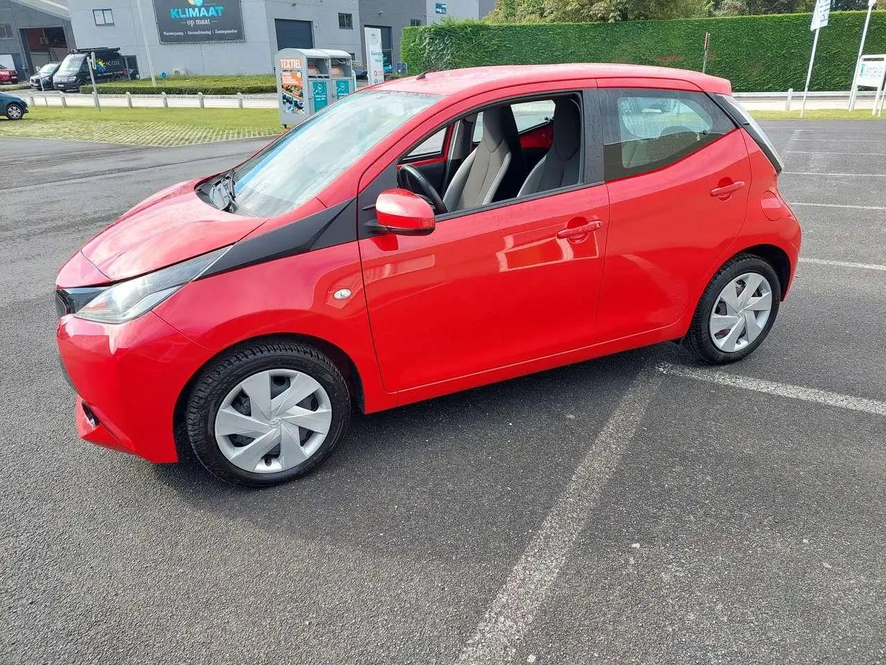 Photo 1 : Toyota Aygo 2017 Petrol