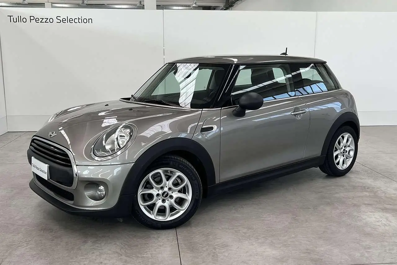 Photo 1 : Mini One 2018 Petrol