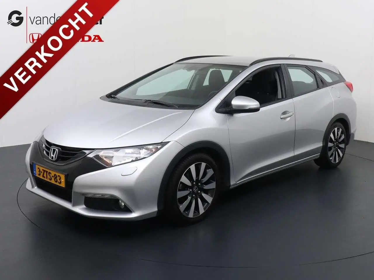 Photo 1 : Honda Civic 2015 Petrol