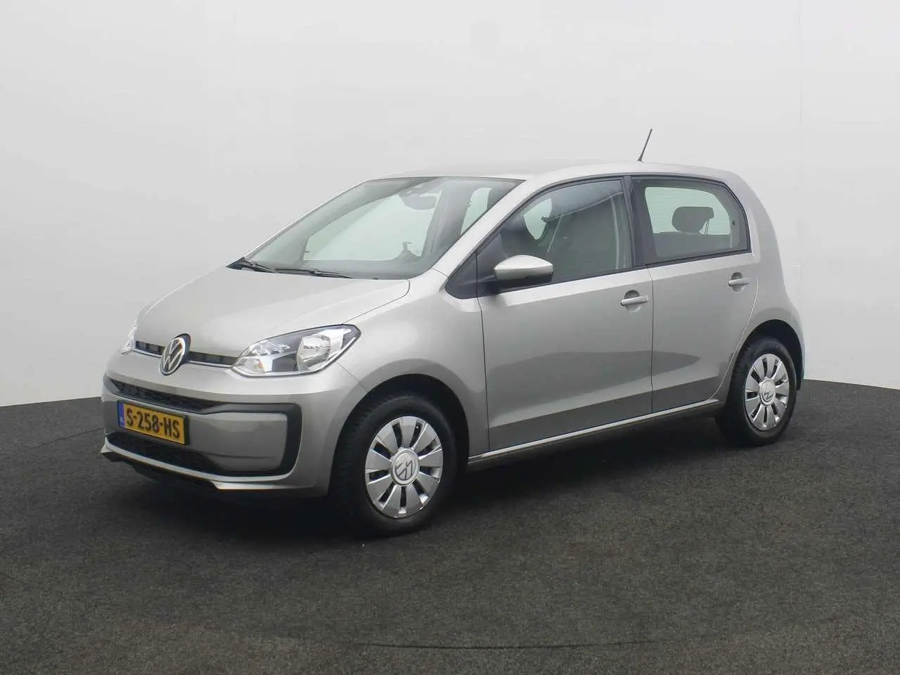 Photo 1 : Volkswagen Up! 2023 Essence