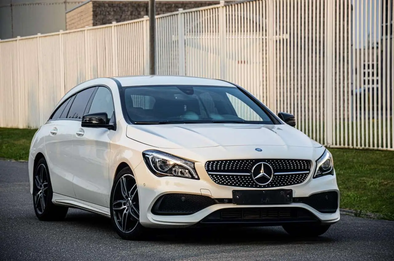 Photo 1 : Mercedes-benz Classe Cla 2016 Petrol