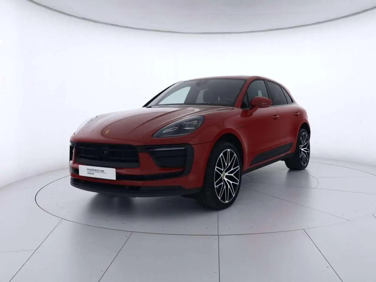 Photo 1 : Porsche Macan 2023 Essence