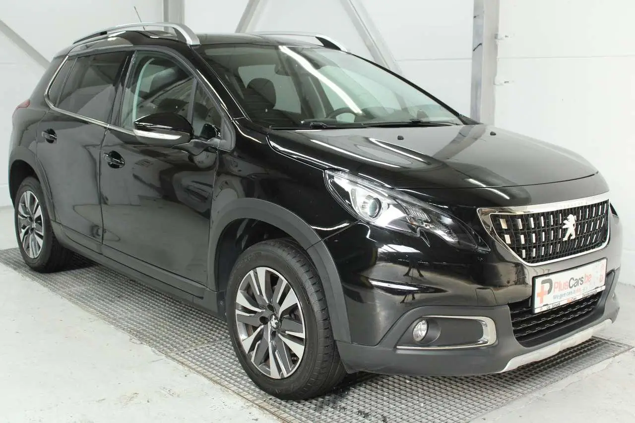 Photo 1 : Peugeot 2008 2019 Essence