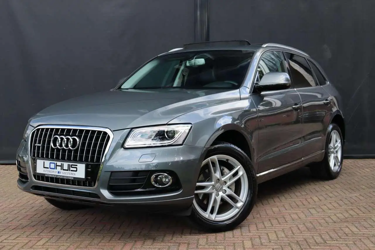 Photo 1 : Audi Q5 2016 Petrol