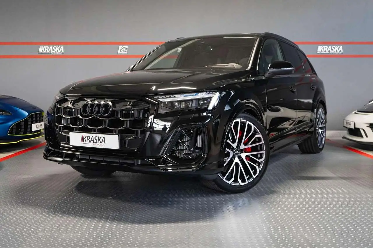 Photo 1 : Audi Sq7 2024 Essence