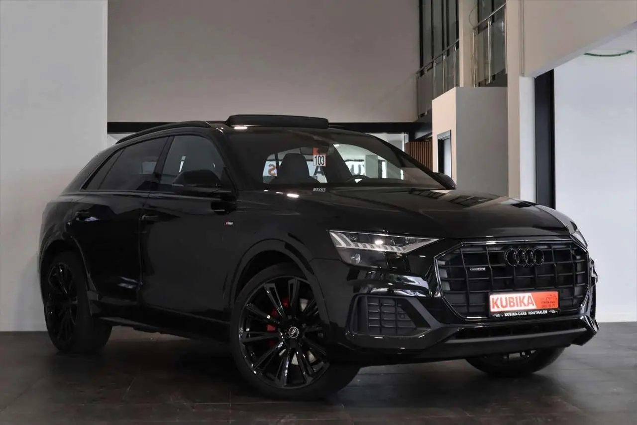 Photo 1 : Audi Q8 2021 Diesel