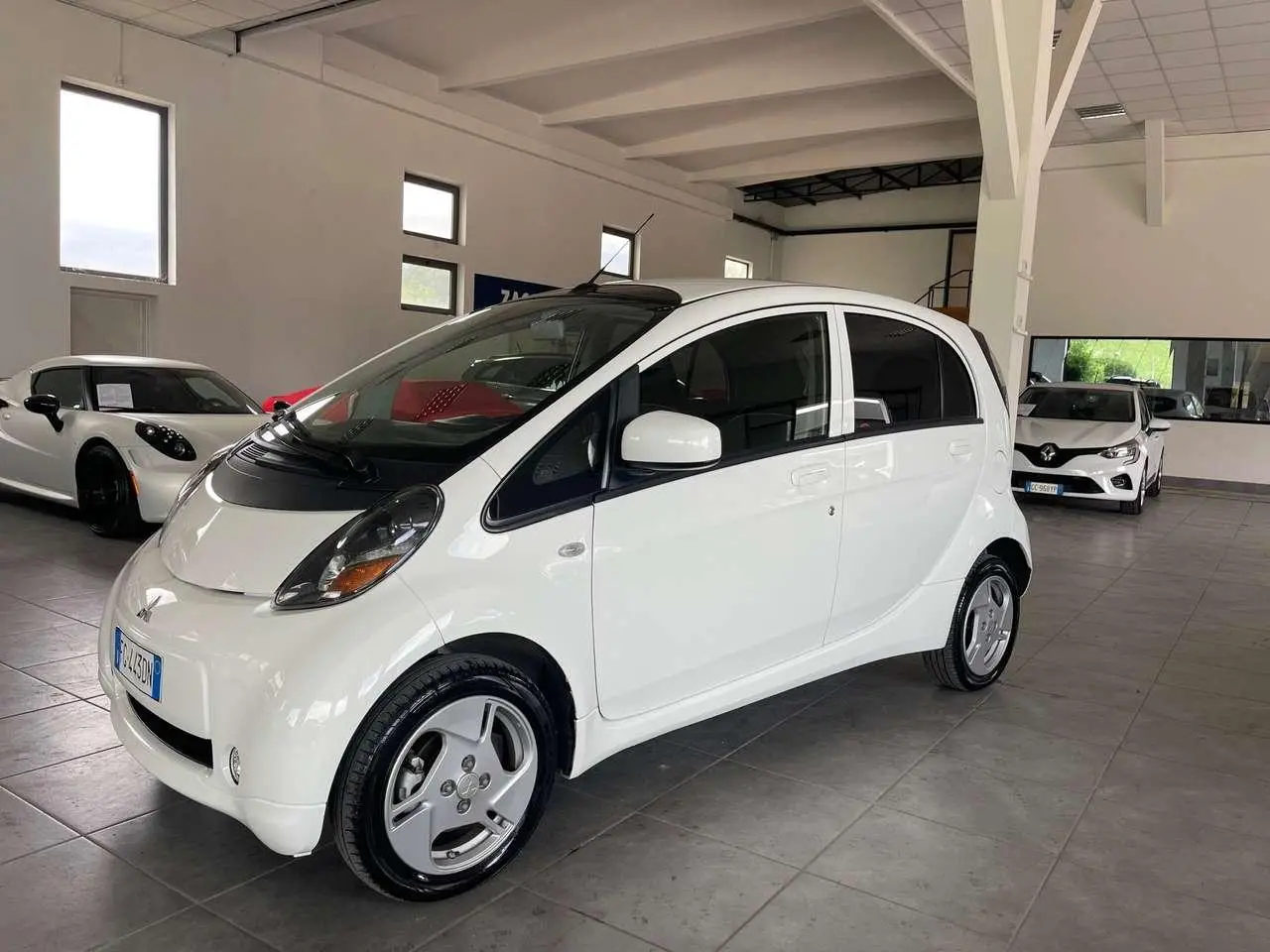 Photo 1 : Mitsubishi I-miev 2016 Électrique