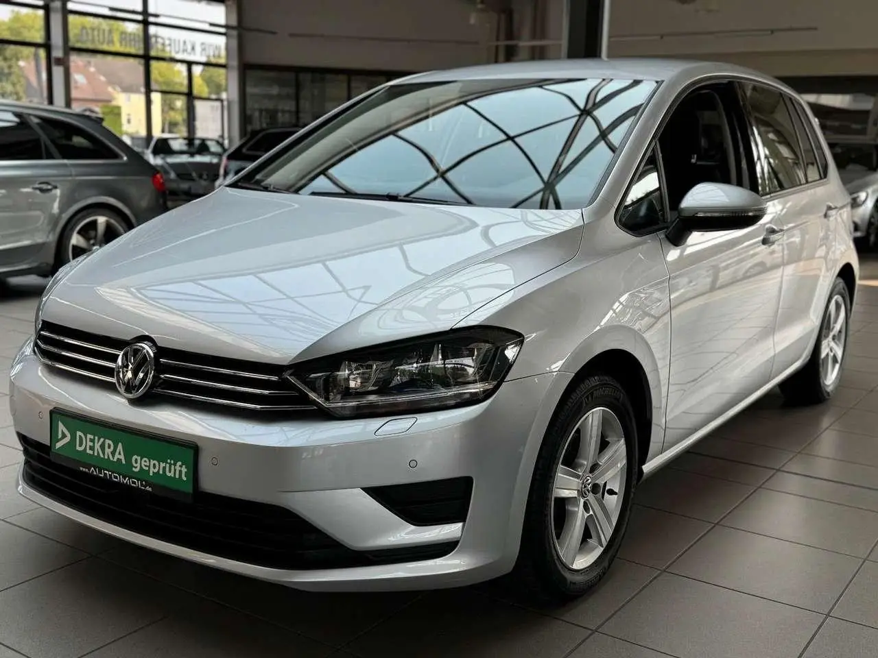 Photo 1 : Volkswagen Golf 2016 Essence