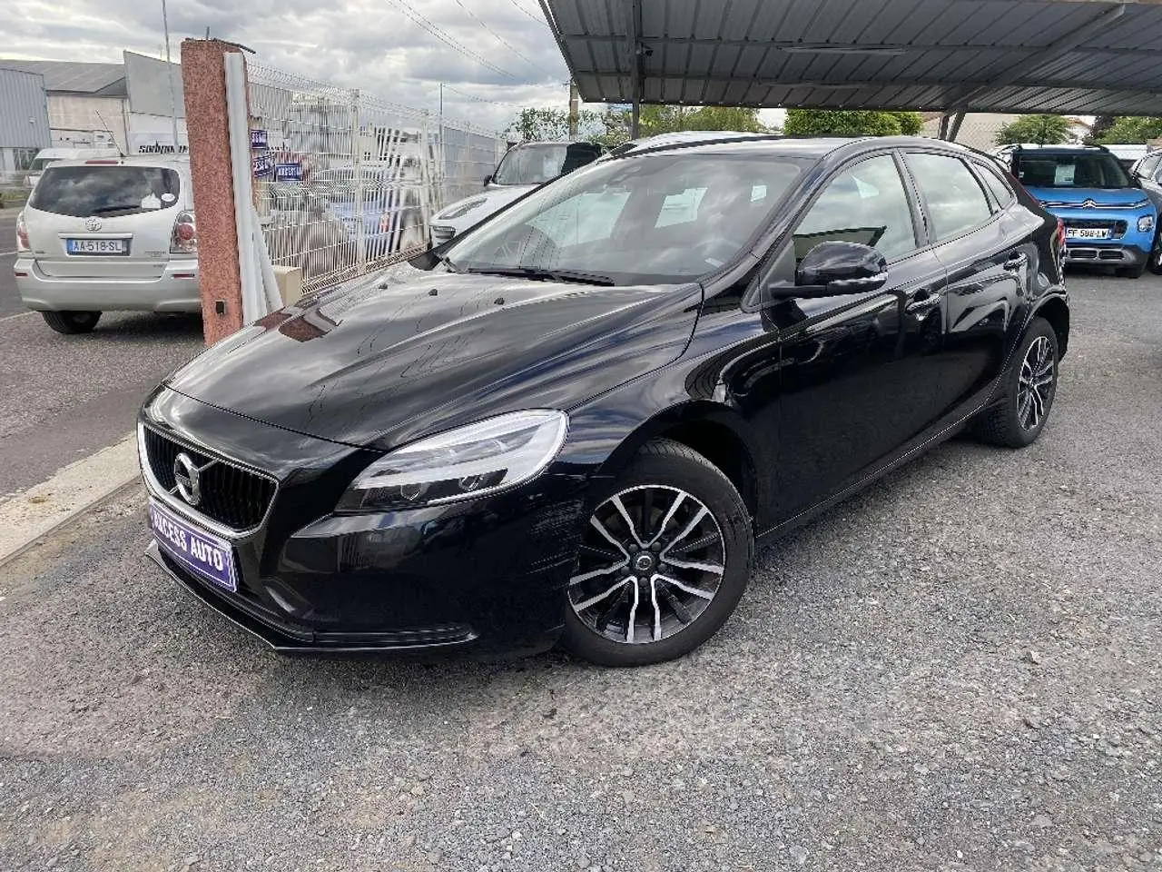 Photo 1 : Volvo V40 2018 Diesel