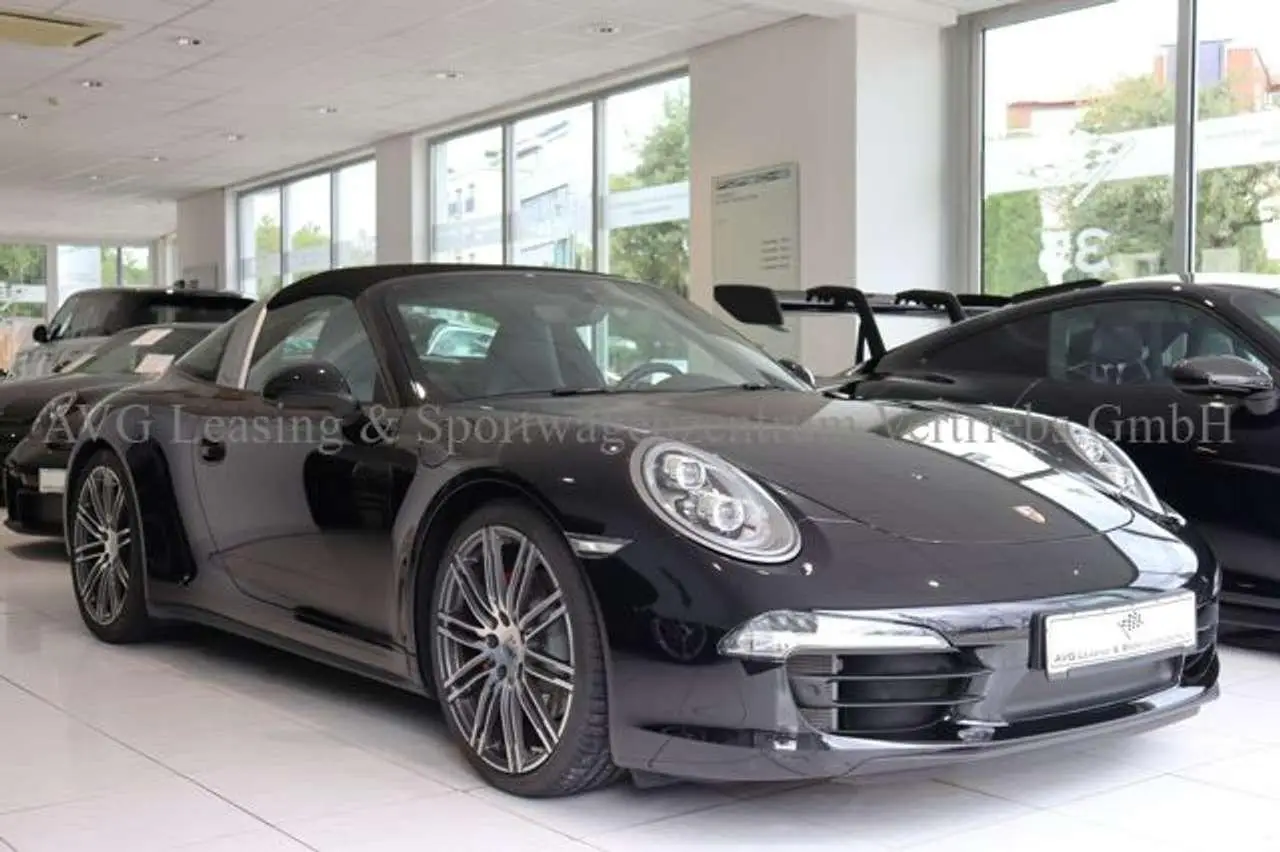 Photo 1 : Porsche 991 2015 Essence