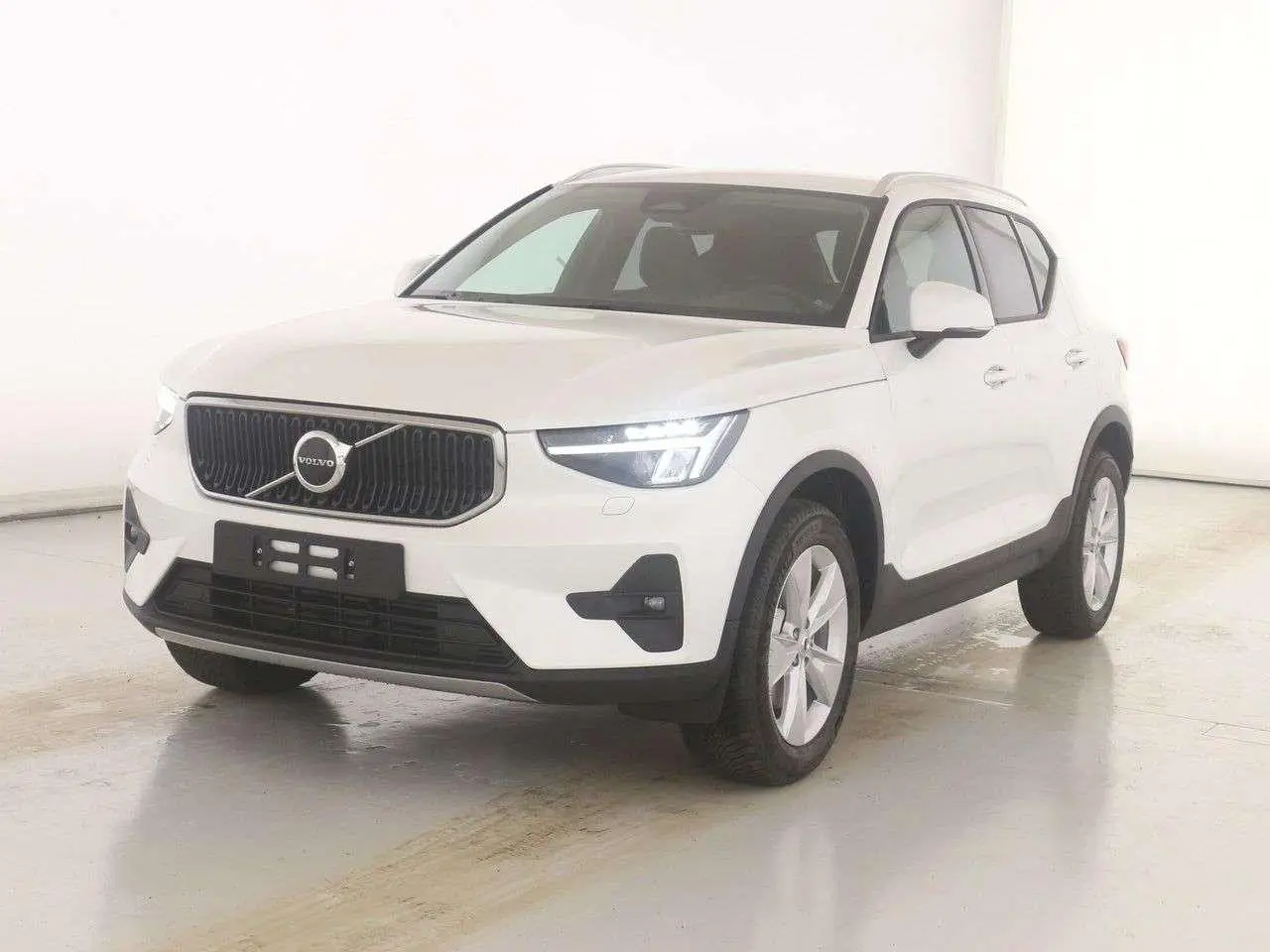 Photo 1 : Volvo Xc40 2024 Hybride