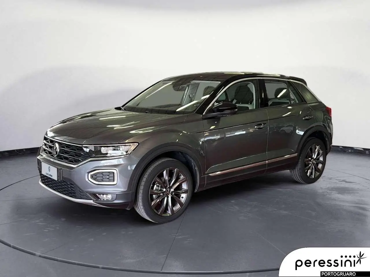 Photo 1 : Volkswagen T-roc 2021 Essence