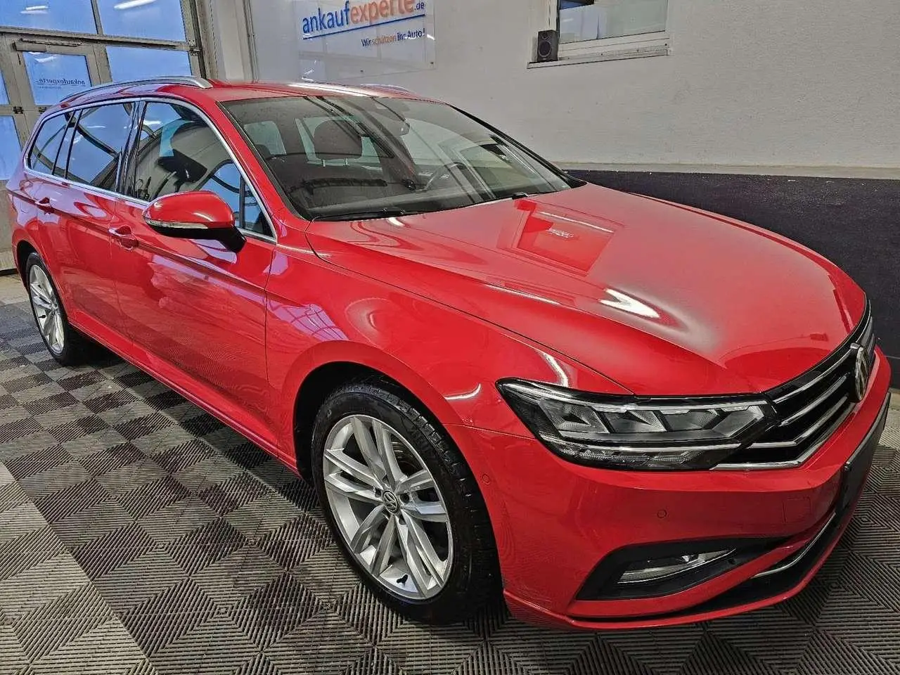 Photo 1 : Volkswagen Passat 2020 Diesel