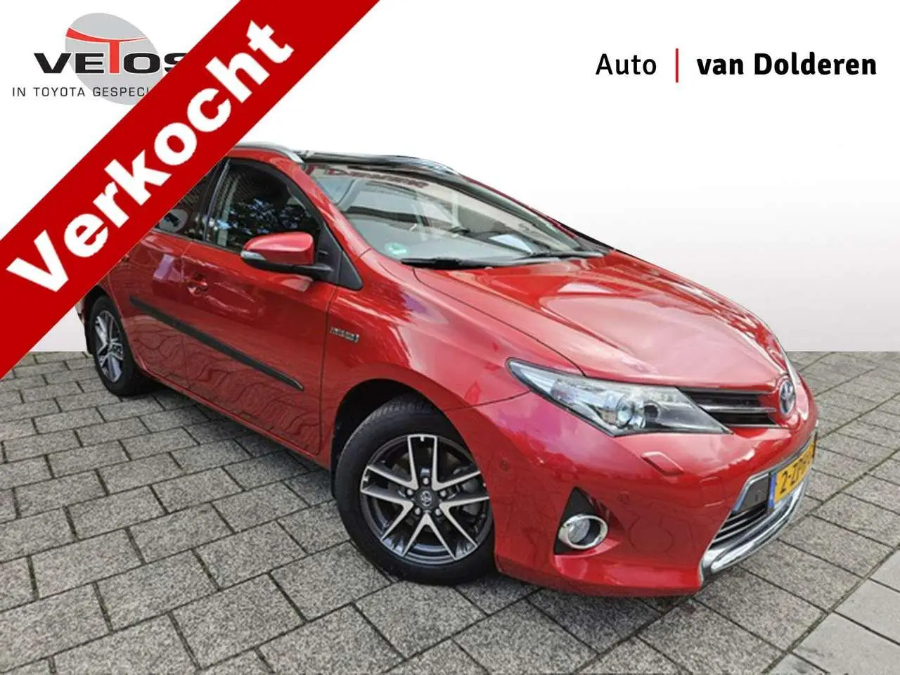 Photo 1 : Toyota Auris 2015 Hybride