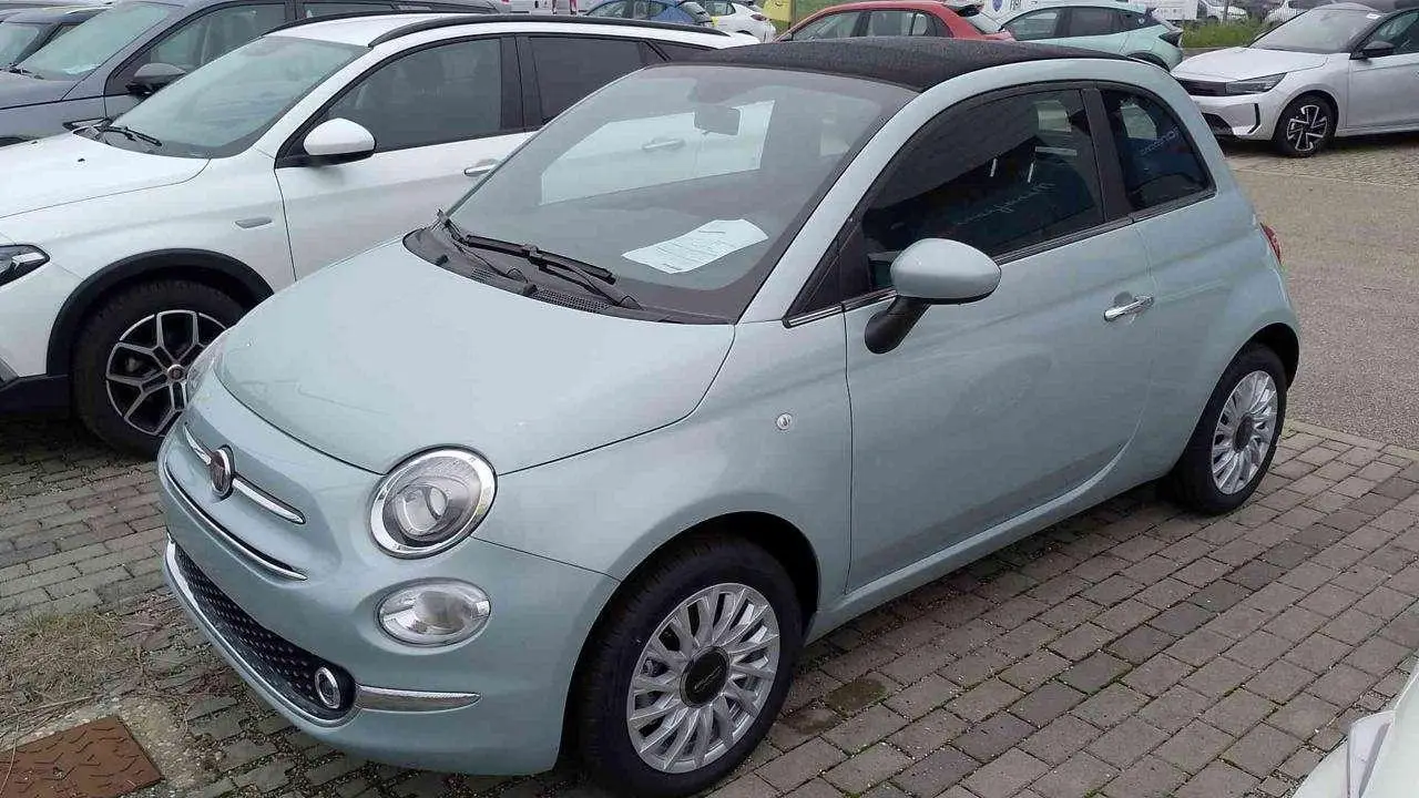 Photo 1 : Fiat 500 2024 Hybrid