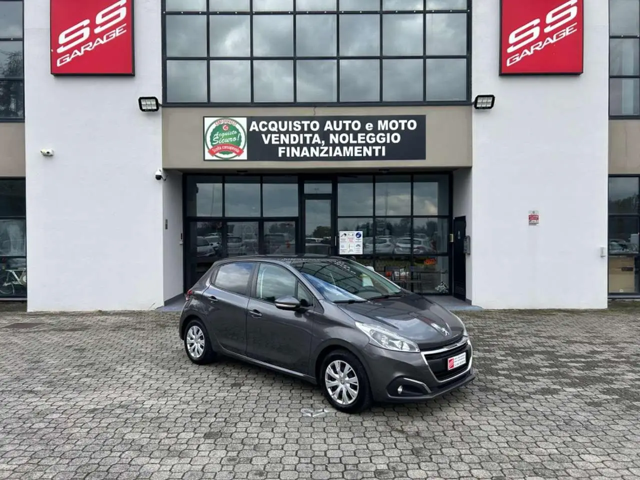 Photo 1 : Peugeot 208 2018 LPG