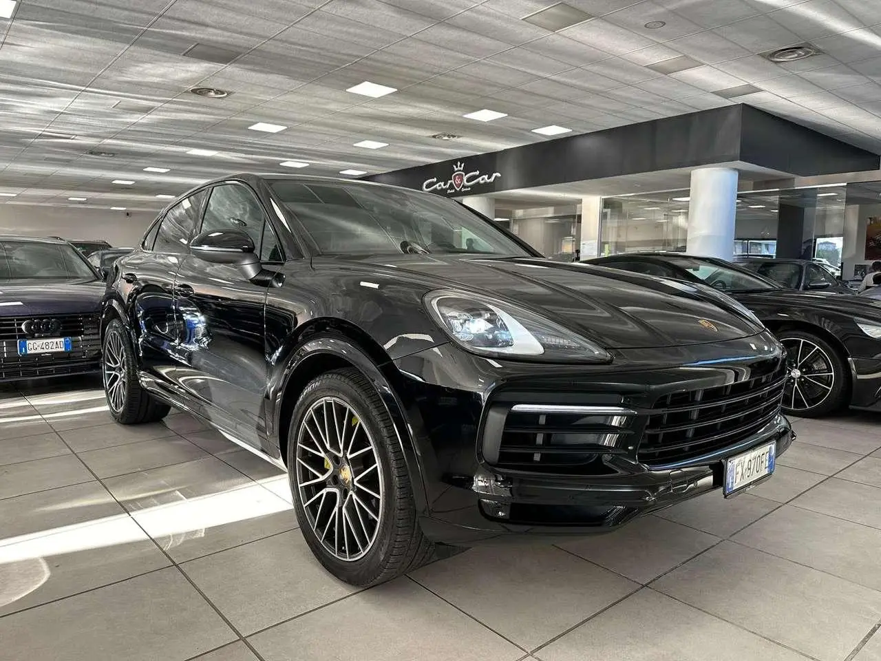 Photo 1 : Porsche Cayenne 2019 Essence