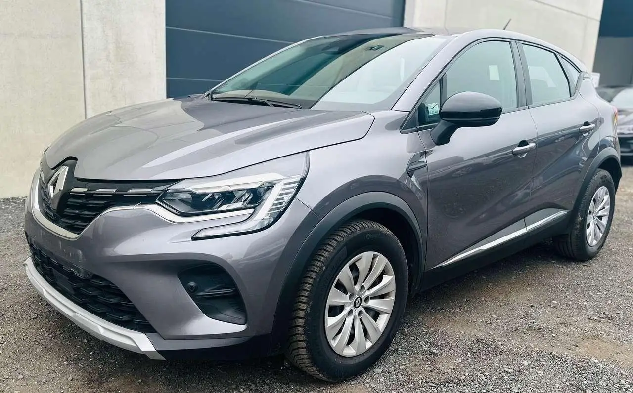 Photo 1 : Renault Captur 2021 Essence