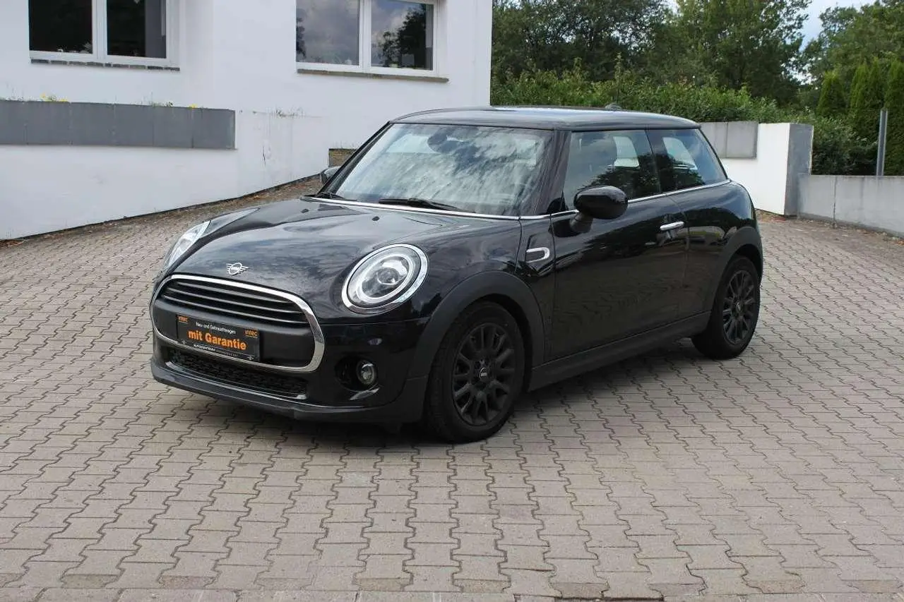 Photo 1 : Mini One 2021 Petrol