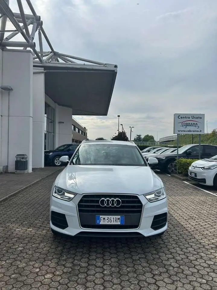 Photo 1 : Audi Q3 2017 Diesel