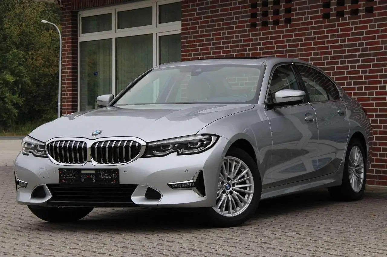 Photo 1 : Bmw Serie 3 2019 Diesel