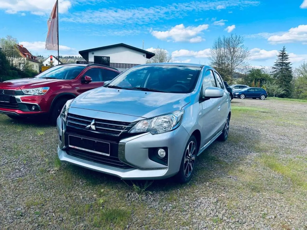 Photo 1 : Mitsubishi Space Star 2024 Petrol