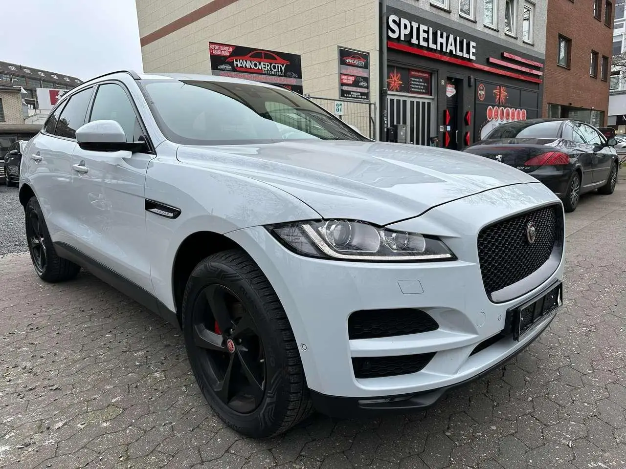 Photo 1 : Jaguar F-pace 2017 Diesel