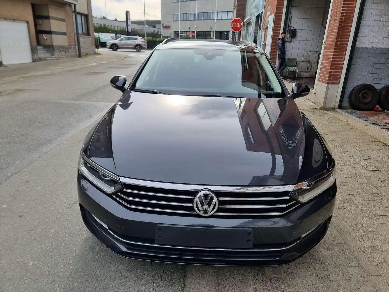 Photo 1 : Volkswagen Passat 2019 Petrol