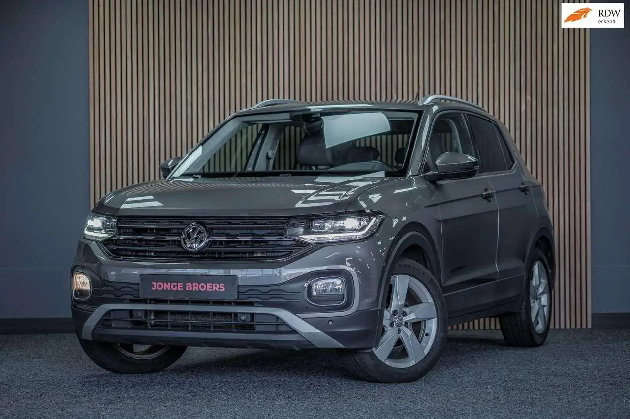 Photo 1 : Volkswagen T-cross 2020 Essence