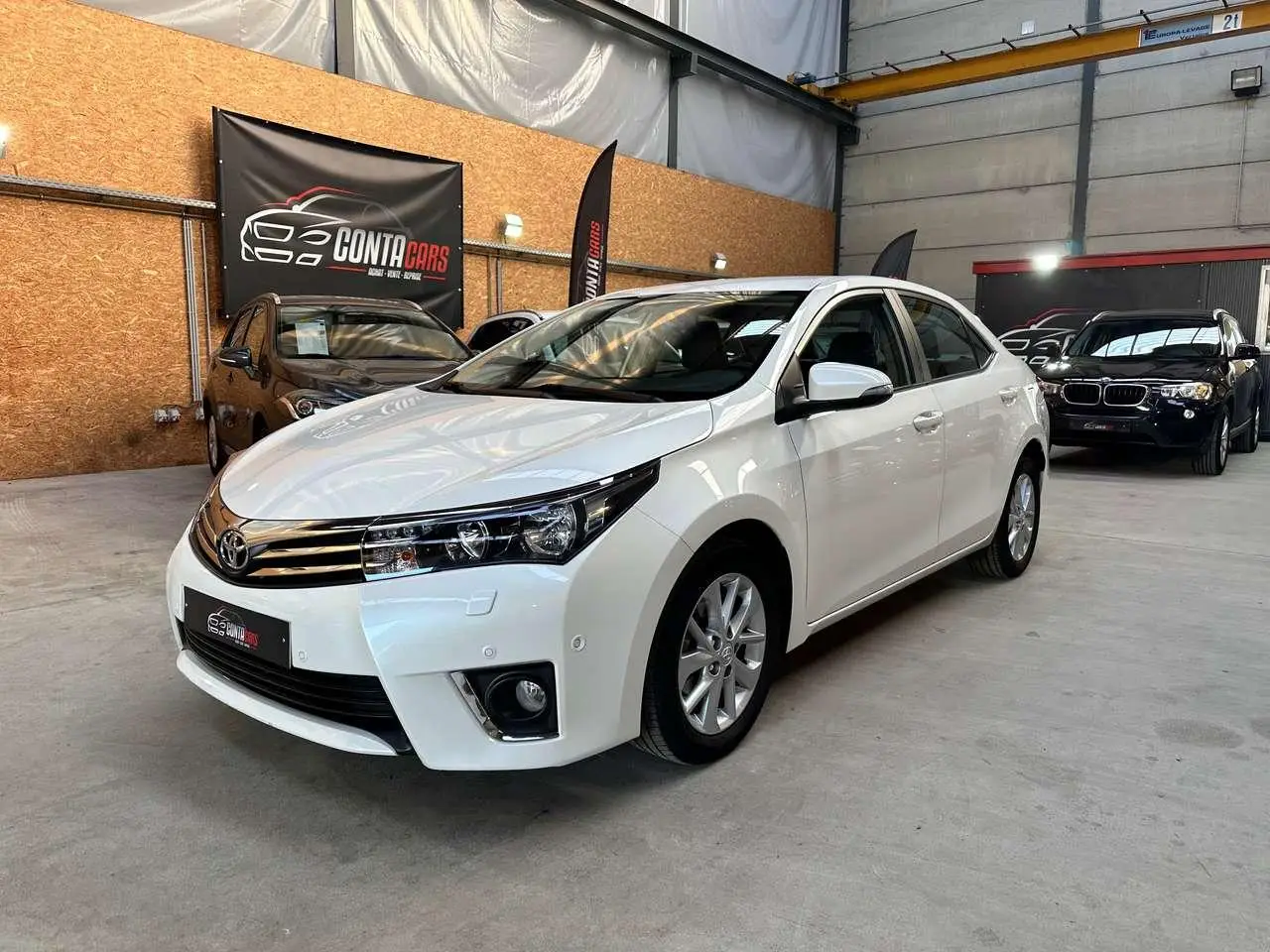 Photo 1 : Toyota Corolla 2016 Petrol