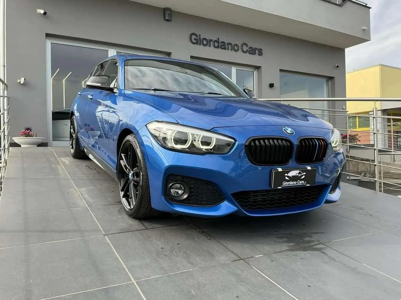 Photo 1 : Bmw Serie 1 2018 Diesel