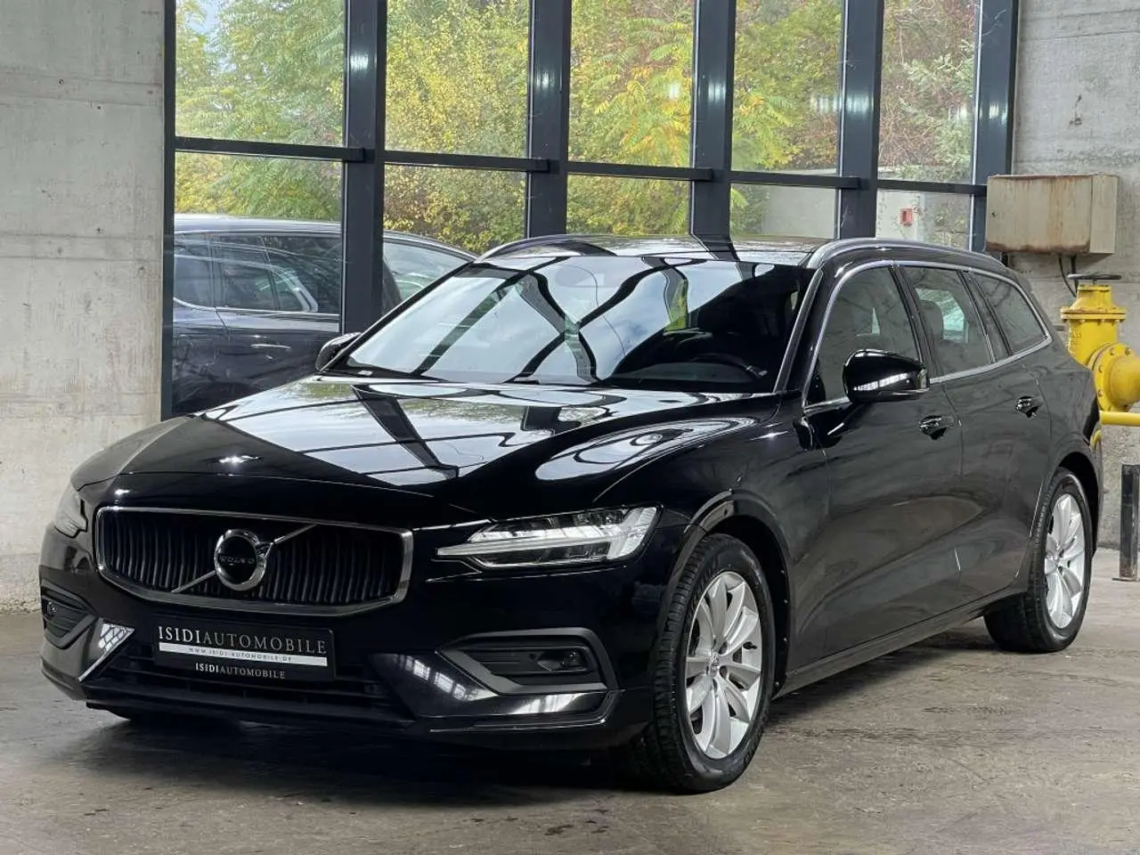 Photo 1 : Volvo V60 2020 Diesel