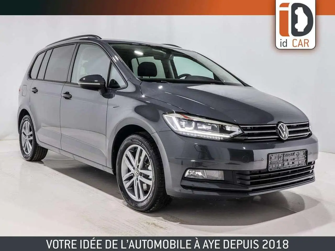 Photo 1 : Volkswagen Touran 2024 Essence