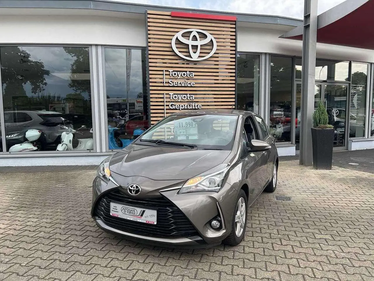 Photo 1 : Toyota Yaris 2018 Petrol