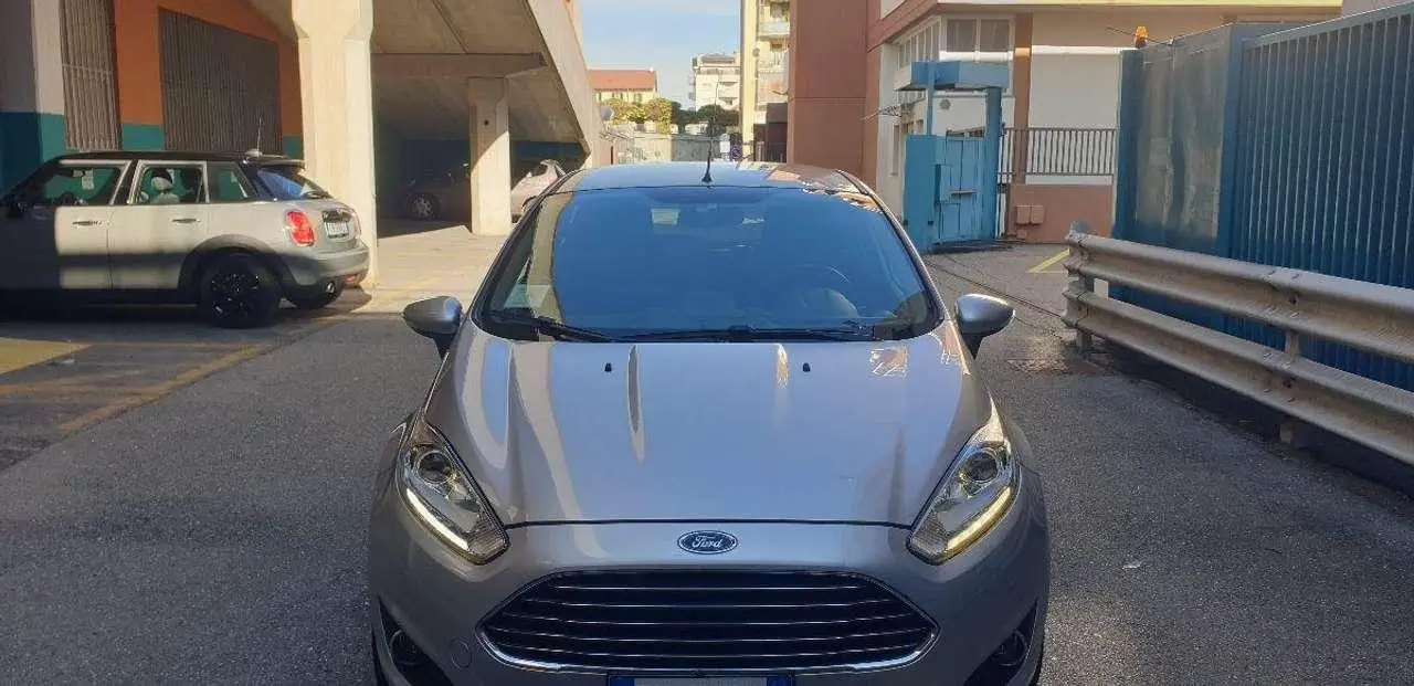 Photo 1 : Ford Fiesta 2017 Diesel