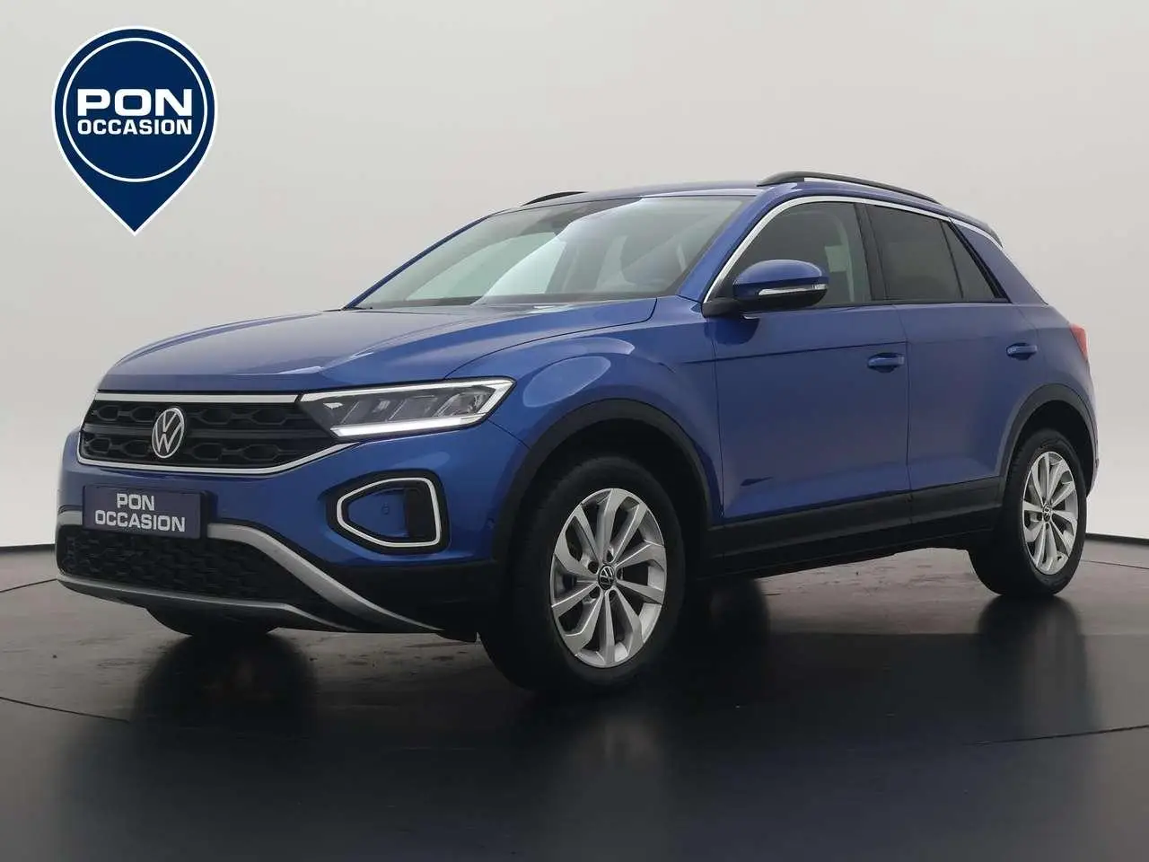 Photo 1 : Volkswagen T-roc 2023 Essence