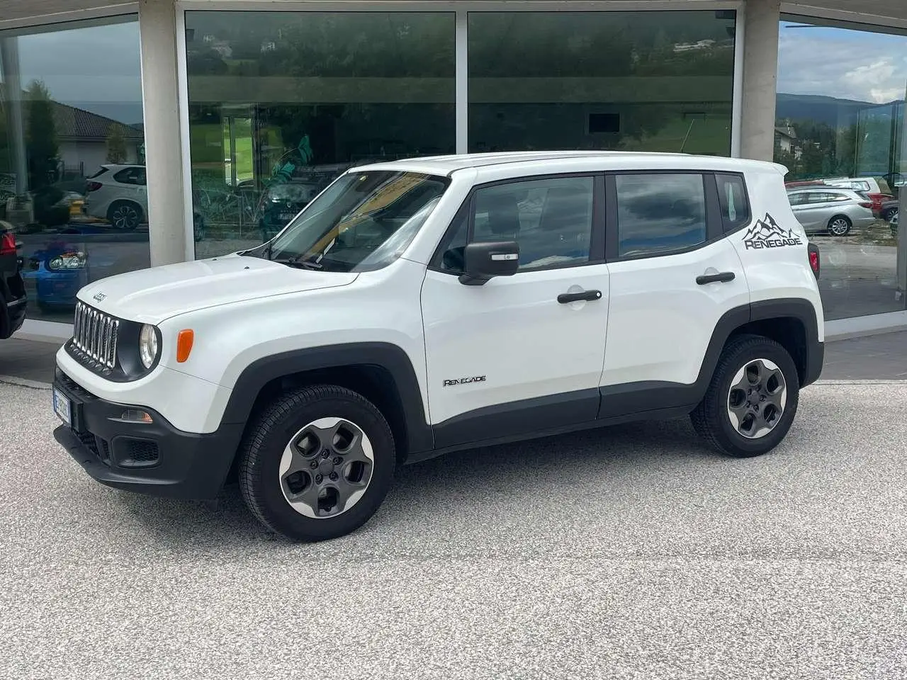 Photo 1 : Jeep Renegade 2015 Diesel