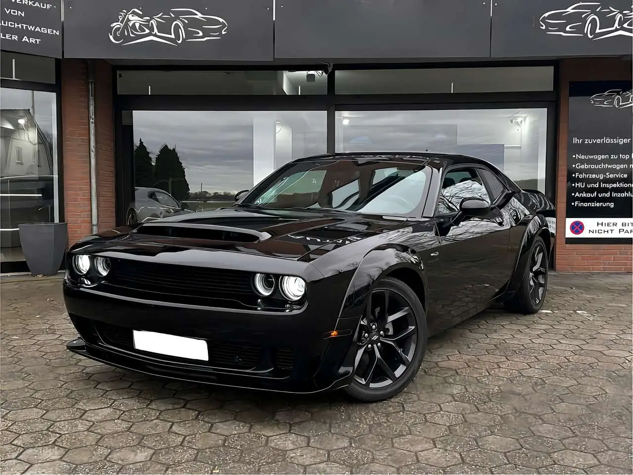 Photo 1 : Dodge Challenger 2022 Petrol