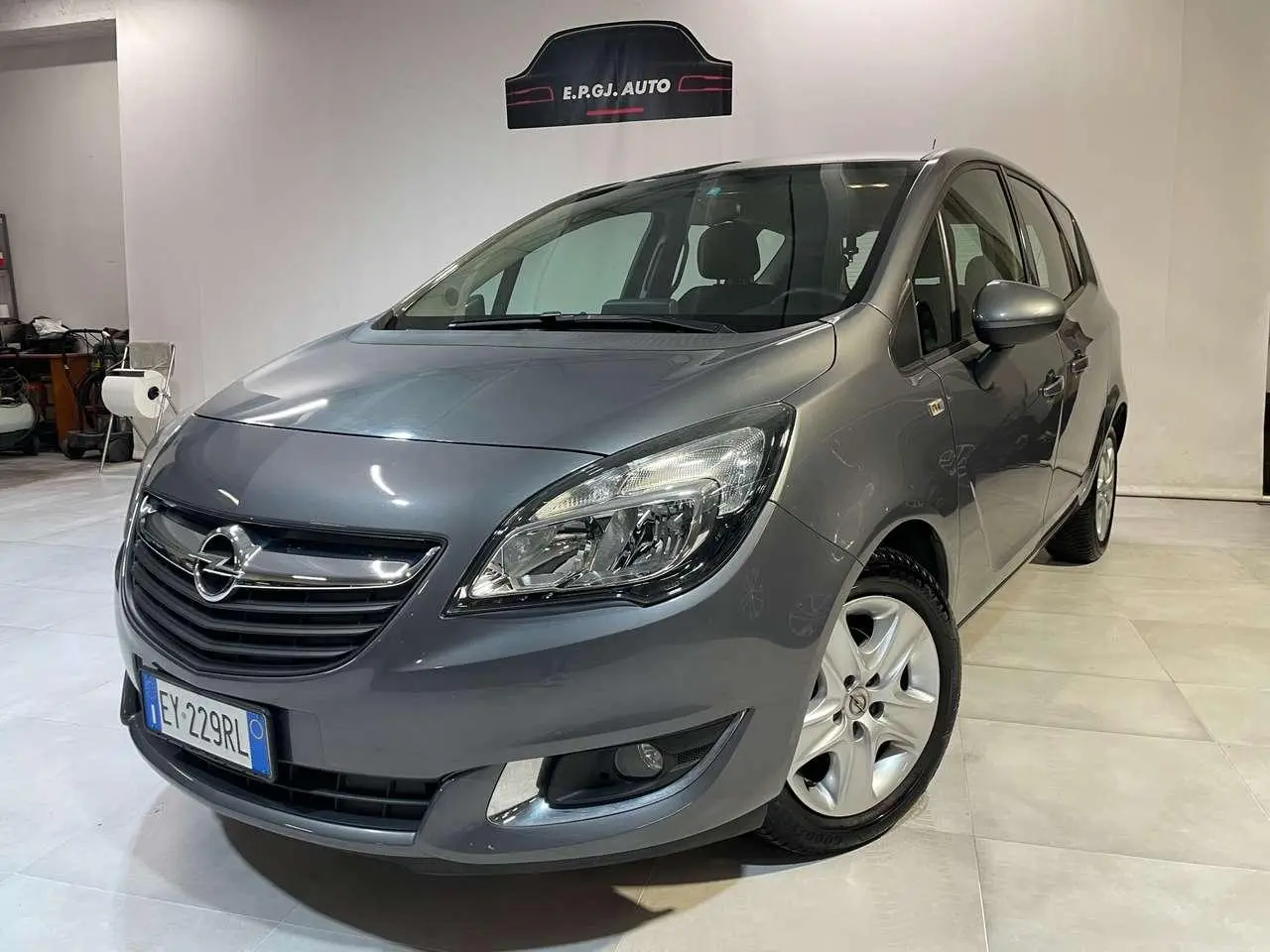 Photo 1 : Opel Meriva 2015 Essence