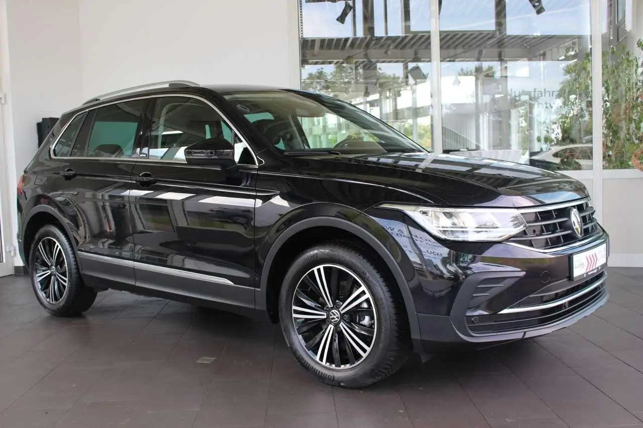 Photo 1 : Volkswagen Tiguan 2023 Diesel