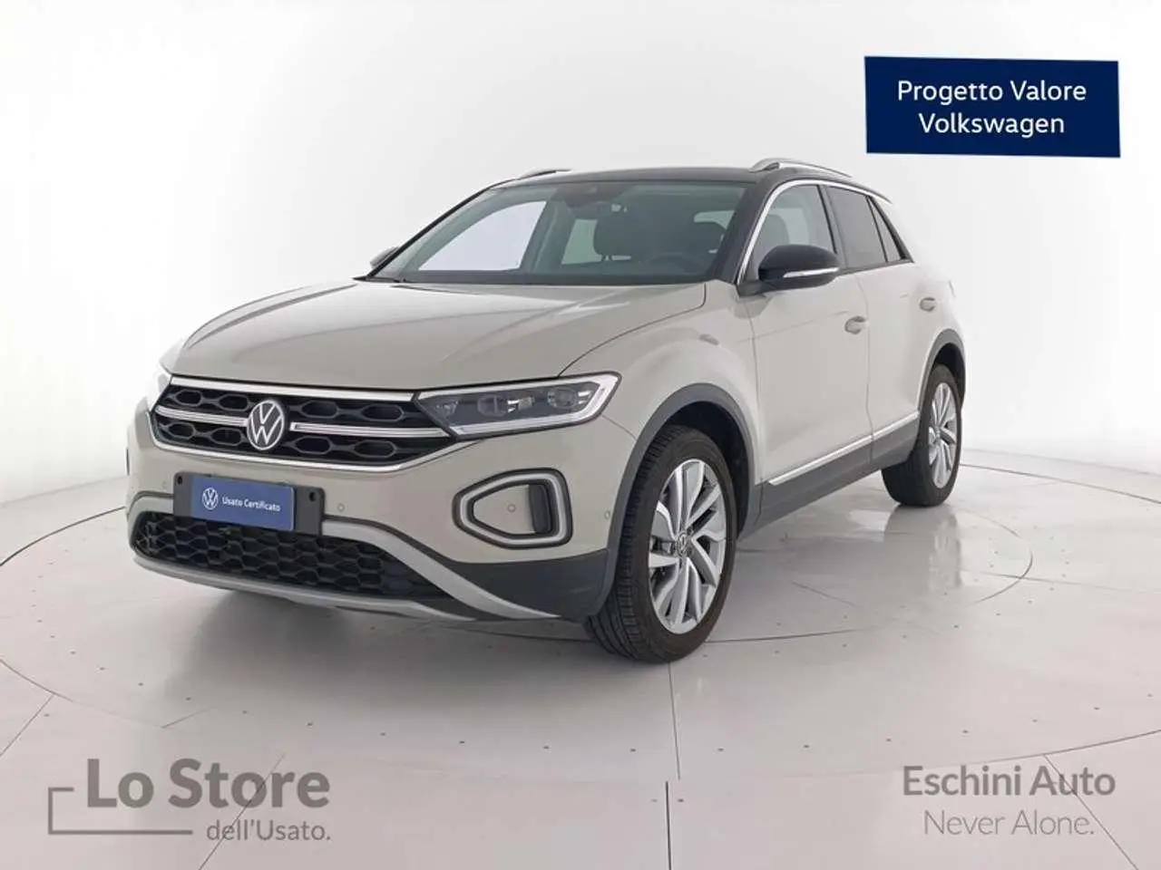 Photo 1 : Volkswagen T-roc 2024 Petrol